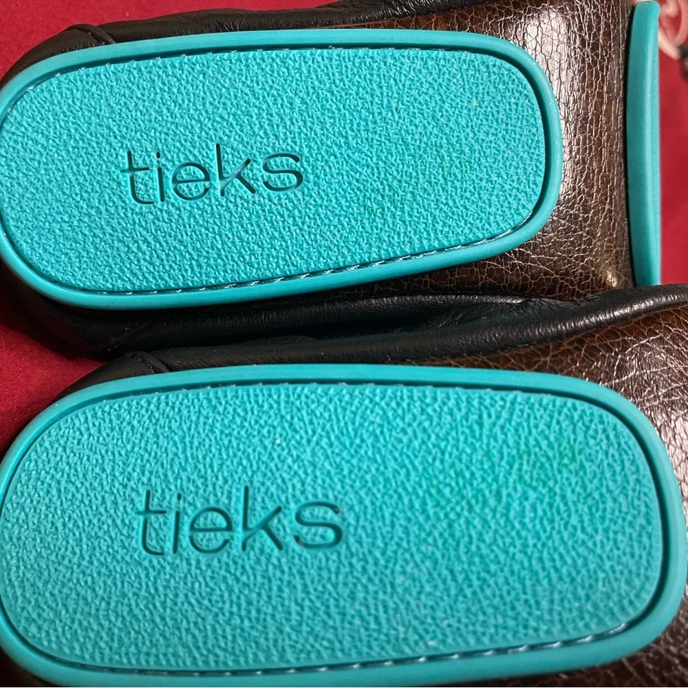 Tieks Black Ballet Flat Slippers size 8 - Picture 3 of 8